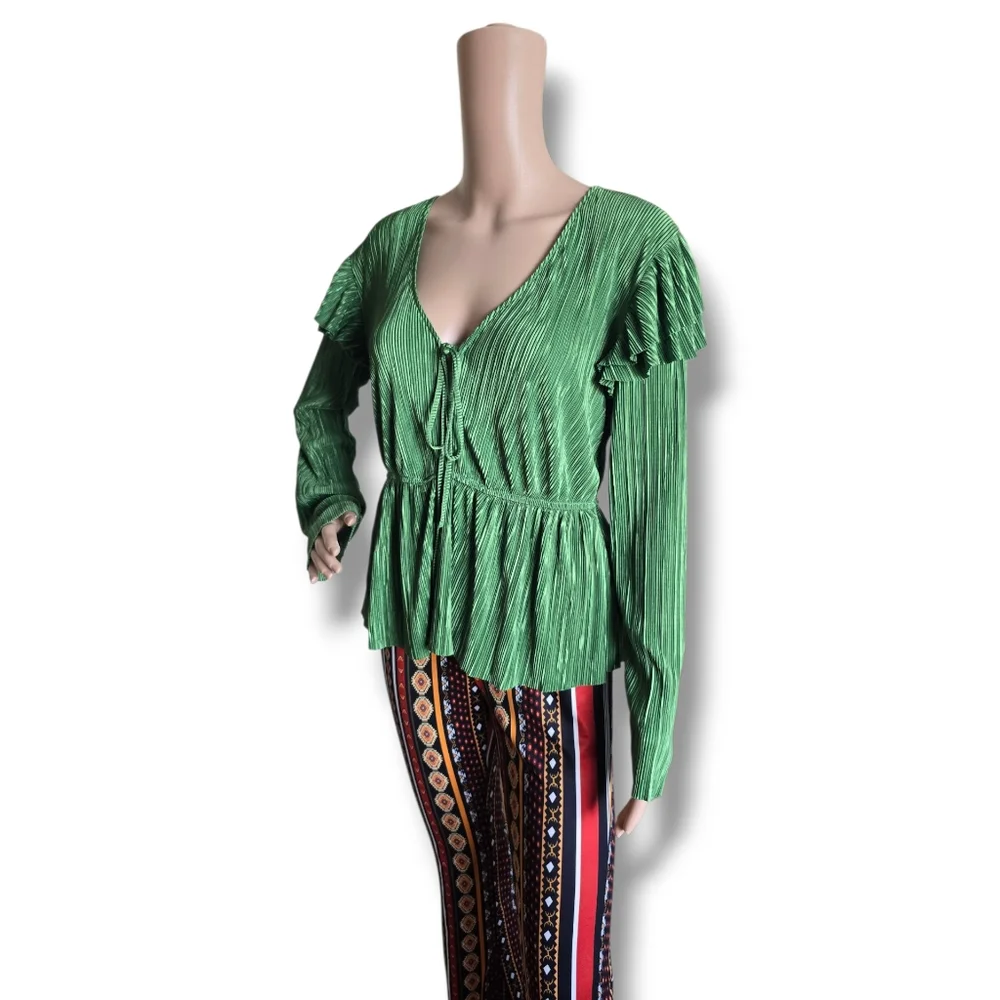 Zara Green Pleated Short Sleeve Blouse - Picture 3 of 16